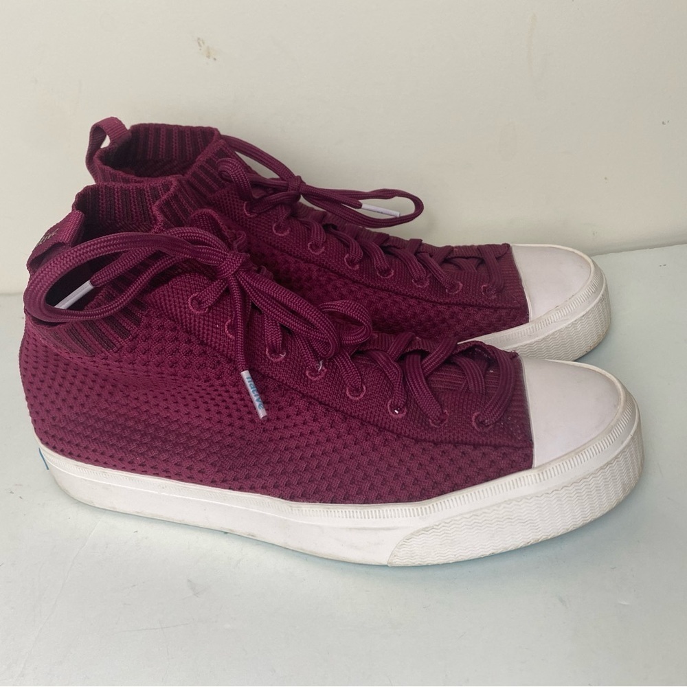 Native Womens Jefferson 2.0 High Dublin Fashion Sneaker Size 9